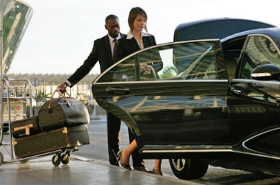 Private transfer from Ho Chi Minh Airport to Hotels in Central