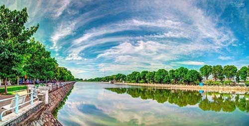 Taxi transfer from Ho Chi Minh city to My Tho by Private car